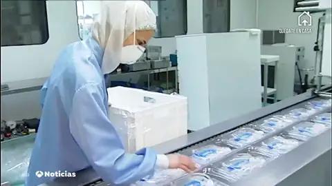 Una empresa fabricará 60 millones de mascarillas en España para combatir al coronavirus Una empresa fabricará 60 millones de mascarillas en España para combatir al coronavirus