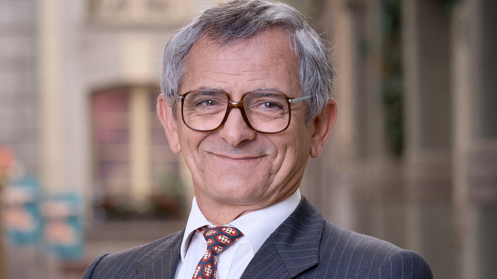 I&ntilde;aki Miram&oacute;n es Justo Quintero en 'Amar es para siempre'