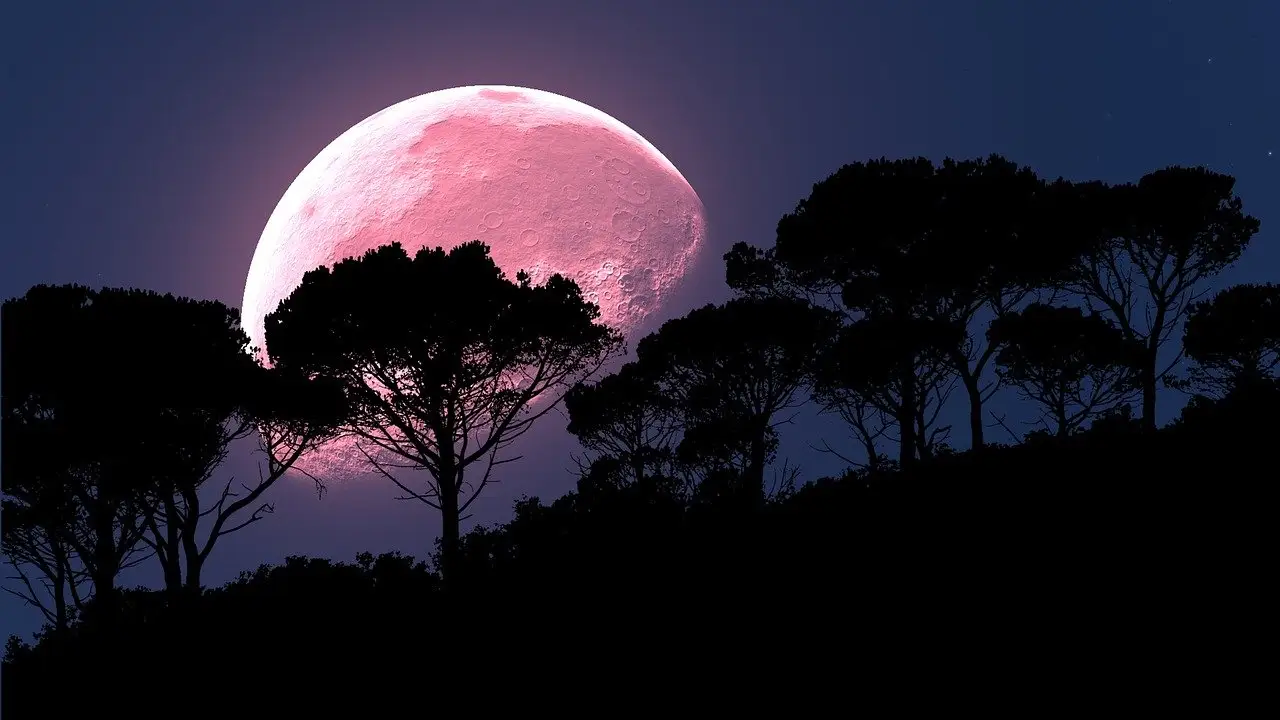 Luna Llena Rosa 2020: ¿Cuándo y cómo ver la luna rosa desde España? Luna Llena Rosa