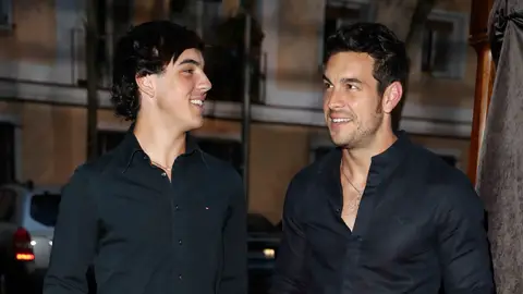 Mario Casas y Óscar Casas Mario Casas y Óscar Casas