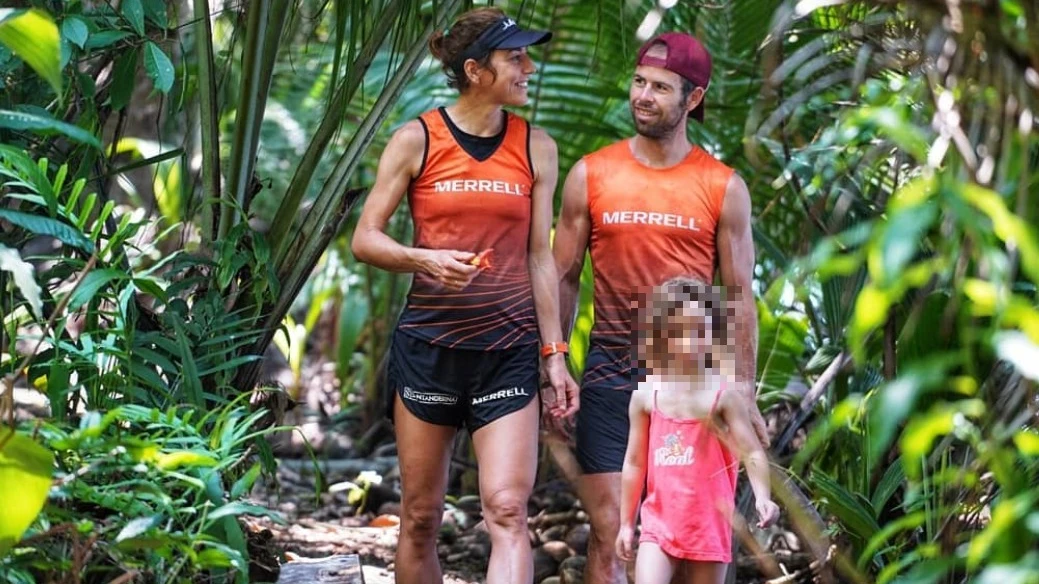 La odisea de los 'ultramaratonianos robinsones' para regresar desde Costa Rica: "Vinieron con ametralladoras" La odisea de los 'ultramaratonianos robinsones' para regresar desde Costa Rica: "Vinieron con ametralladoras"