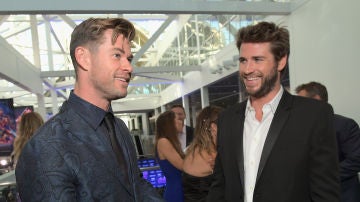 Chris Hemsworth y su hermano Liam Hemsworth Chris Hemsworth y su hermano Liam Hemsworth