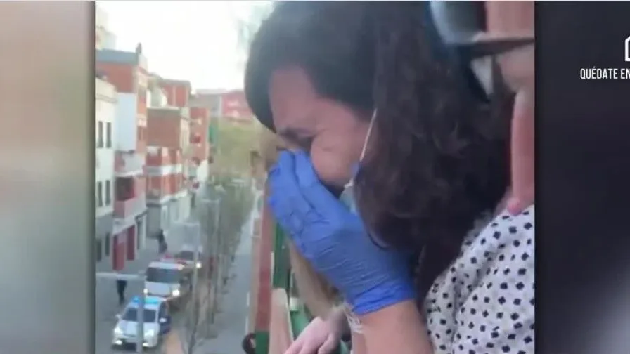 Homenaje a una enfermera Homenaje a una enfermera