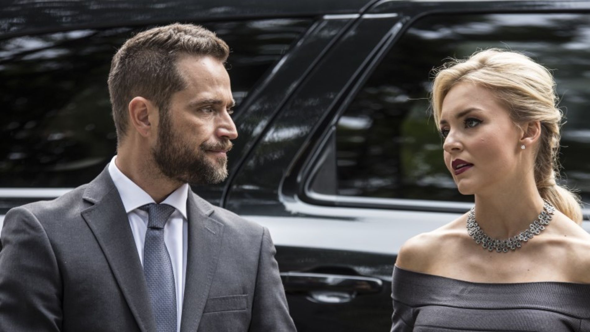 Michel Brown y Angelique Boyer en 'Amar a muerte'