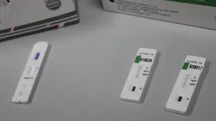 Reino Unido ofrece test gratuitos de coronavirus a las empresas para detectar contagios entre sus empleados Reino Unido ofrece test gratuitos de coronavirus a las empresas para detectar contagios entre sus empleados