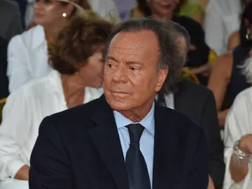 Julio Iglesias Julio Iglesias
