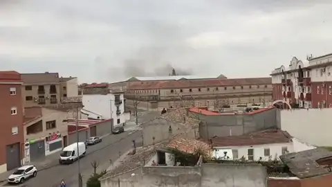 Protestas en el centro penitenciaron de Ocaña tras el desmayo de uno de los internos Protestas en el centro penitenciaron de Ocaña tras el desmayo de uno de los internos