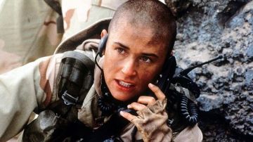 Demi Moore en 'La teniente O'Neil'