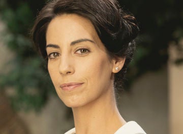 Almudena Cid es Manuela en 'El secreto de Puente Viejo'