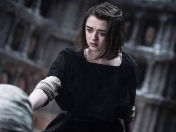 Maisie Williams como Arya Stark en 'Juego de Tronos'