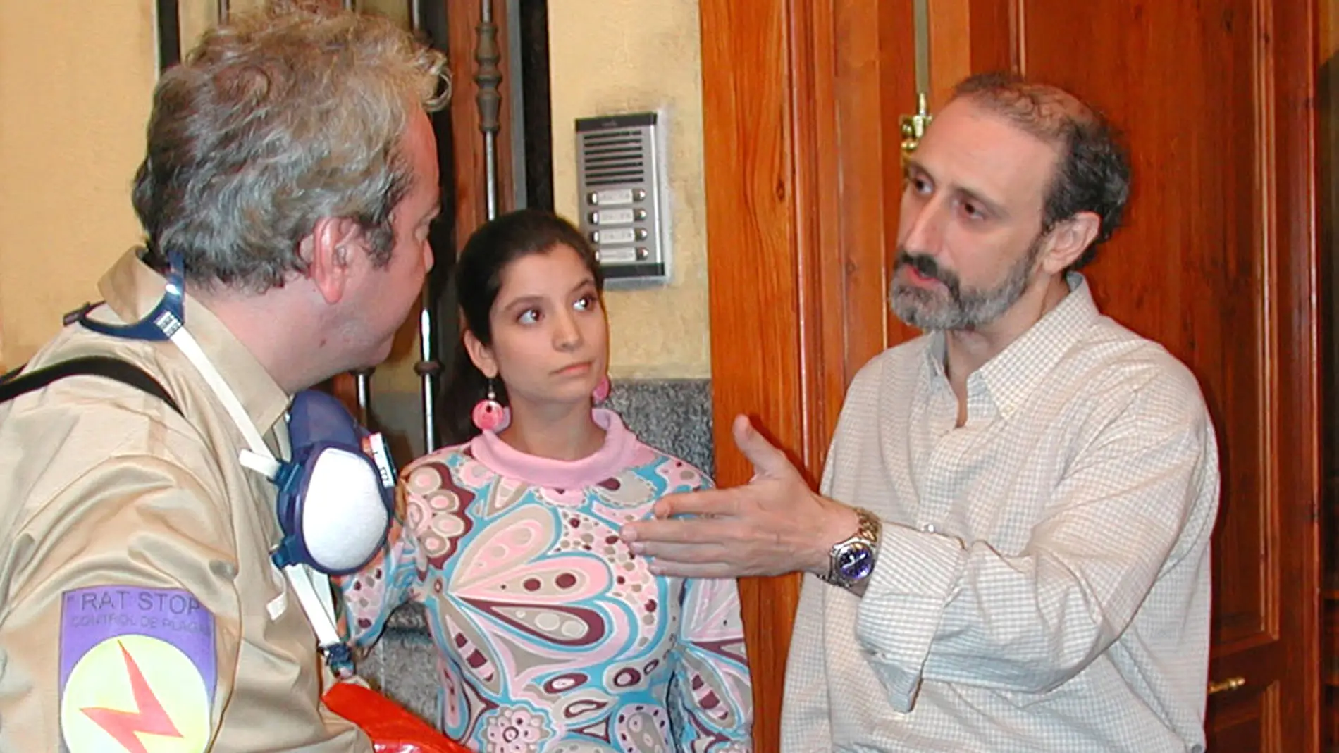Sofía Nieto y José Luis Gil como Natalia y Juan Cuesta en 'Aquí no hay quien viva'