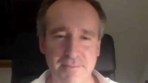 La República Checa vive ya su descalamiento de casos por coronavius La República Checa vive ya su descalamiento de casos por coronavius