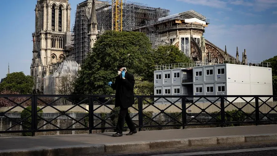 Par&iacute;s, vac&iacute;a durante el coronavirus