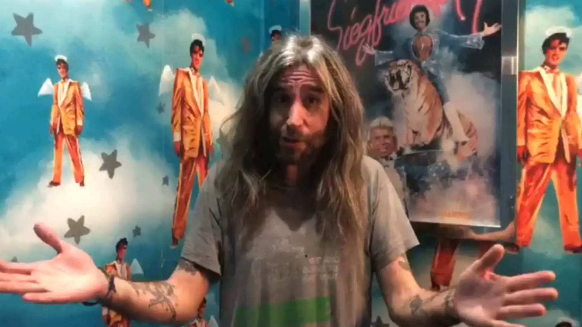 Mario Vaquerizo. Aniversario Residencia Foz, Lugo Aniversario residencia de mayores Foz, Lugo. Coronavirus