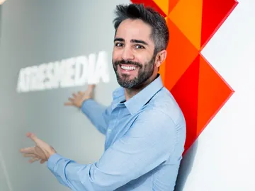 Roberto Leal, tras su confirmación como presentador de 'Pasapalabra': "Vuelvo a un lugar donde fui muy feliz" Roberto Leal, tras su confirmación como presentador de 'Pasapalabra': "Vuelvo a un lugar donde fui muy feliz"