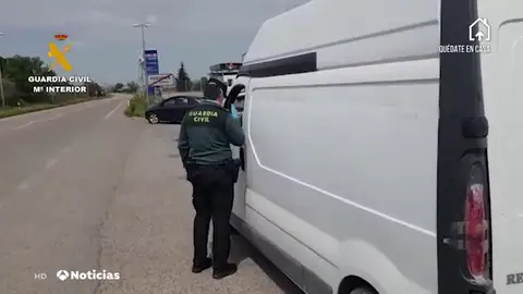 Multan a siete personas por hacer una barbacoa en La Rioja: el humó les delató y aseguraron estar quemando basura Multan a siete personas por hacer una barbacoa en La Rioja: el humó les delató y aseguraron estar quemando basura