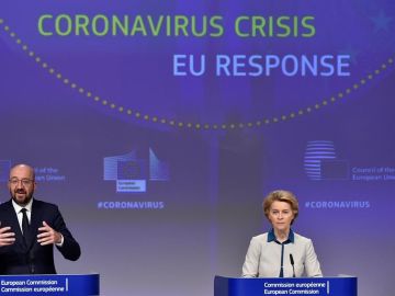 La presidenta de la Comisión Europea, Ursula von der Leyen y el presidente del Consejo, Charles Michel.