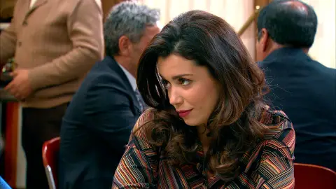 Amelia aprovecha cualquier situación para conquistar a Luisita: "Yo sin pasión no puedo vivir" Amelia aprovecha cualquier situación para conquistar a Luisita: "Yo sin pasión no puedo vivir"