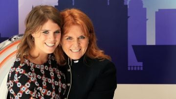 Eugenia de York y su madre Sarah Ferguson
