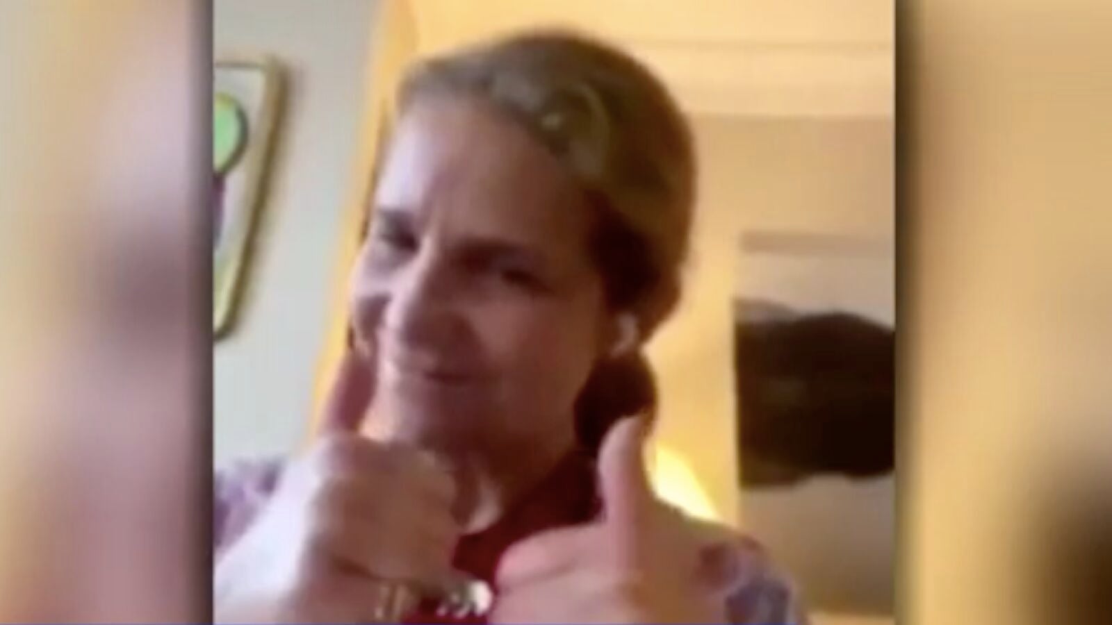 La infanta Elena canta con unos amigos una versión de 'Resistiré', el himno del coronavirus 
