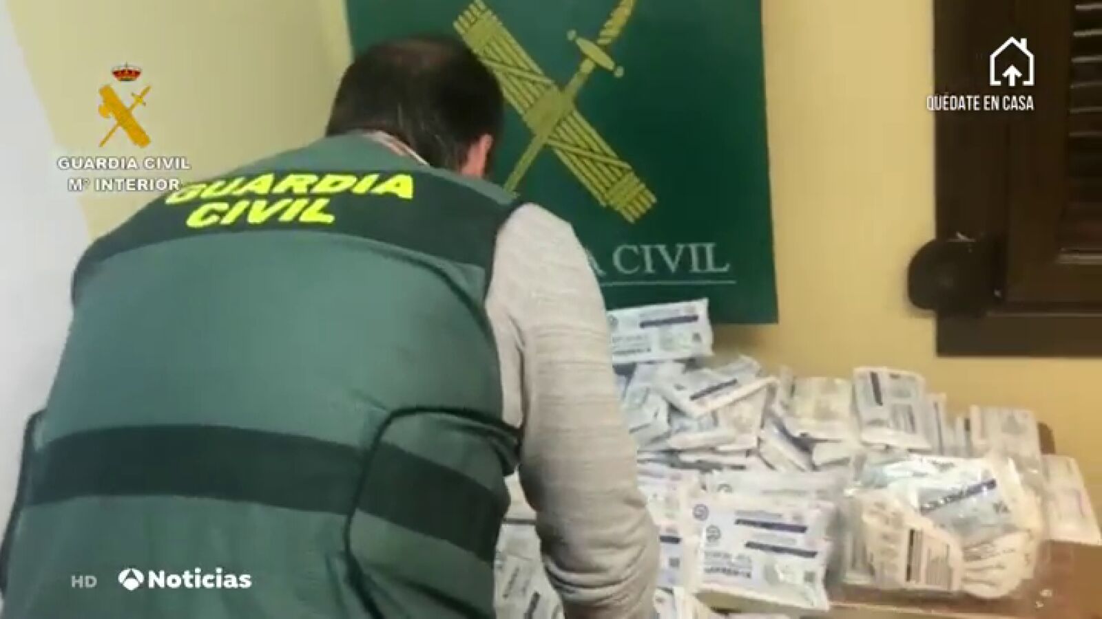 Detenidas dos personas por vender 260.000 mascarillas contra el coronavirus sin homologar
