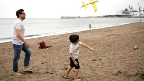 A3 Noticias Fin de Semana (03-05-20) Todas las preguntas y respuestas sobre qué se puede hacer en cada fase de desescalada: visitas, turismo, playa, comercio, bares y segundas residencias A3 Noticias Fin de Semana (03-05-20) Todas las preguntas y respuestas sobre qué se puede hacer en cada fase de desescalada: visitas, turismo, playa, comercio, bares y segundas residencias