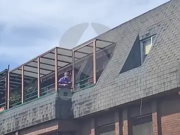 Un hombre de 83 años se atrinchera en su casa con dos escopetas en Valladolid Un hombre de 83 años se atrinchera en su casa con dos escopetas en Valladolid