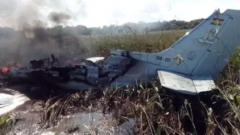 Accidente de avioneta en Bolivia donde han muerto seis personas Accidente de avioneta en Bolivia donde han muerto seis personas