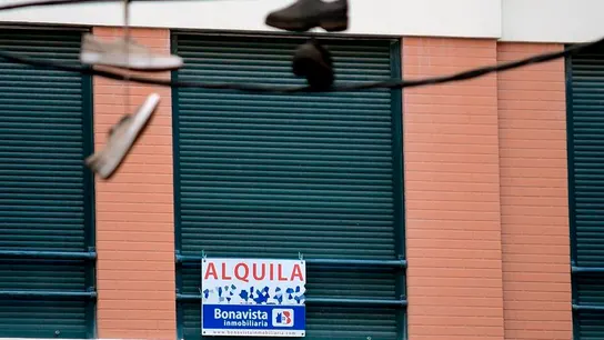 Las ayudas al alquiler y la moratoria hipotecaria quedarían sin efecto si no se prorroga el estado de alarma. Las ayudas al alquiler y la moratoria hipotecaria quedarían sin efecto si no se prorroga el estado de alarma.