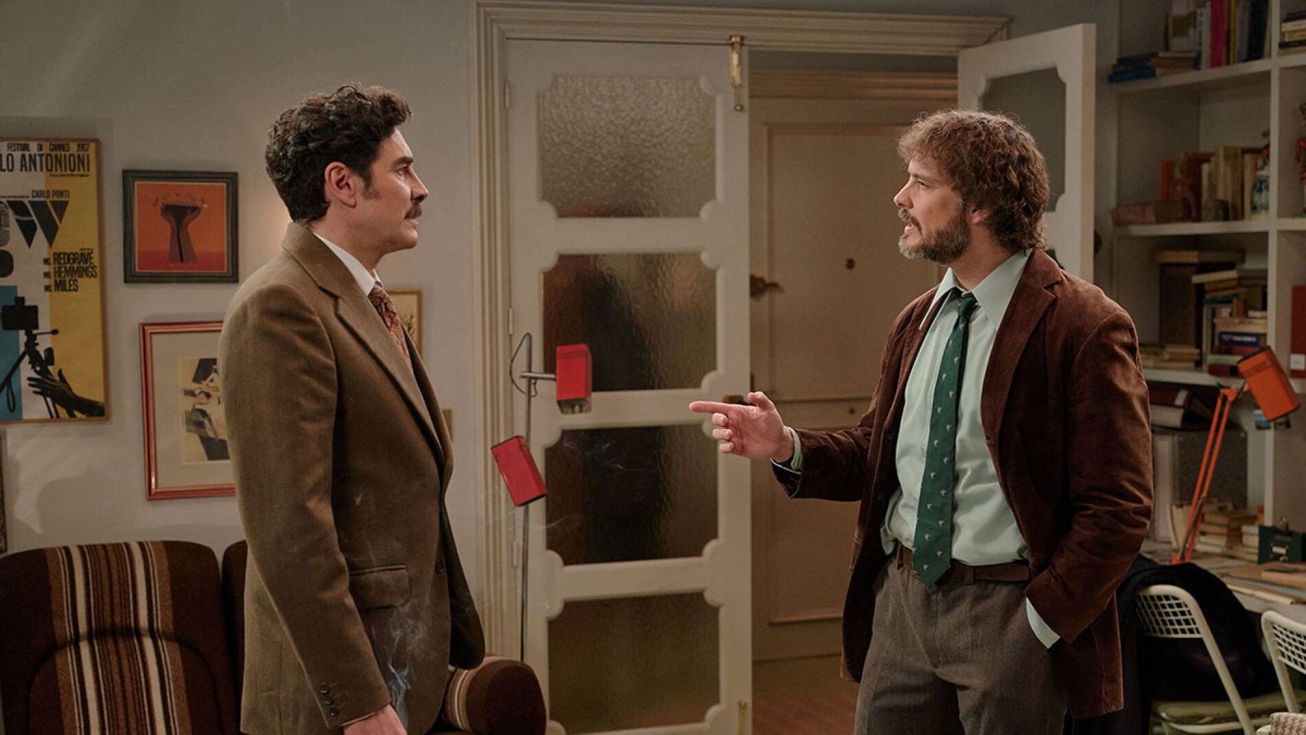 Armando se cuela en casa de Guillermo para darle un ultimátum 