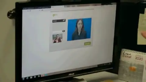 Videointerpretacion de llamadas para evitar el aislamiento de las personas sordas durante la crisis del coronavirus Videointerpretacion de llamadas para evitar el aislamiento de las personas sordas durante la crisis del coronavirus