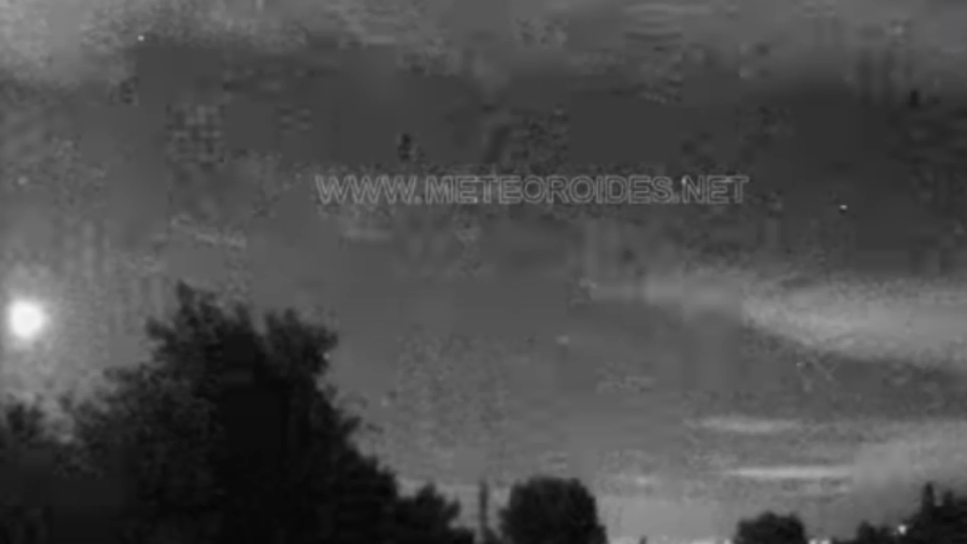 La bola de fuego pudo verse desde más de 400 kilómetros de distancia La bola de fuego pudo verse desde más de 400 kilómetros de distancia