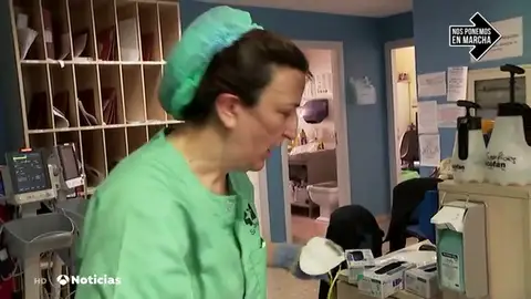 Así es el perfil del sanitario infectado por coronavirus en España Así es el perfil del sanitario infectado por coronavirus en España