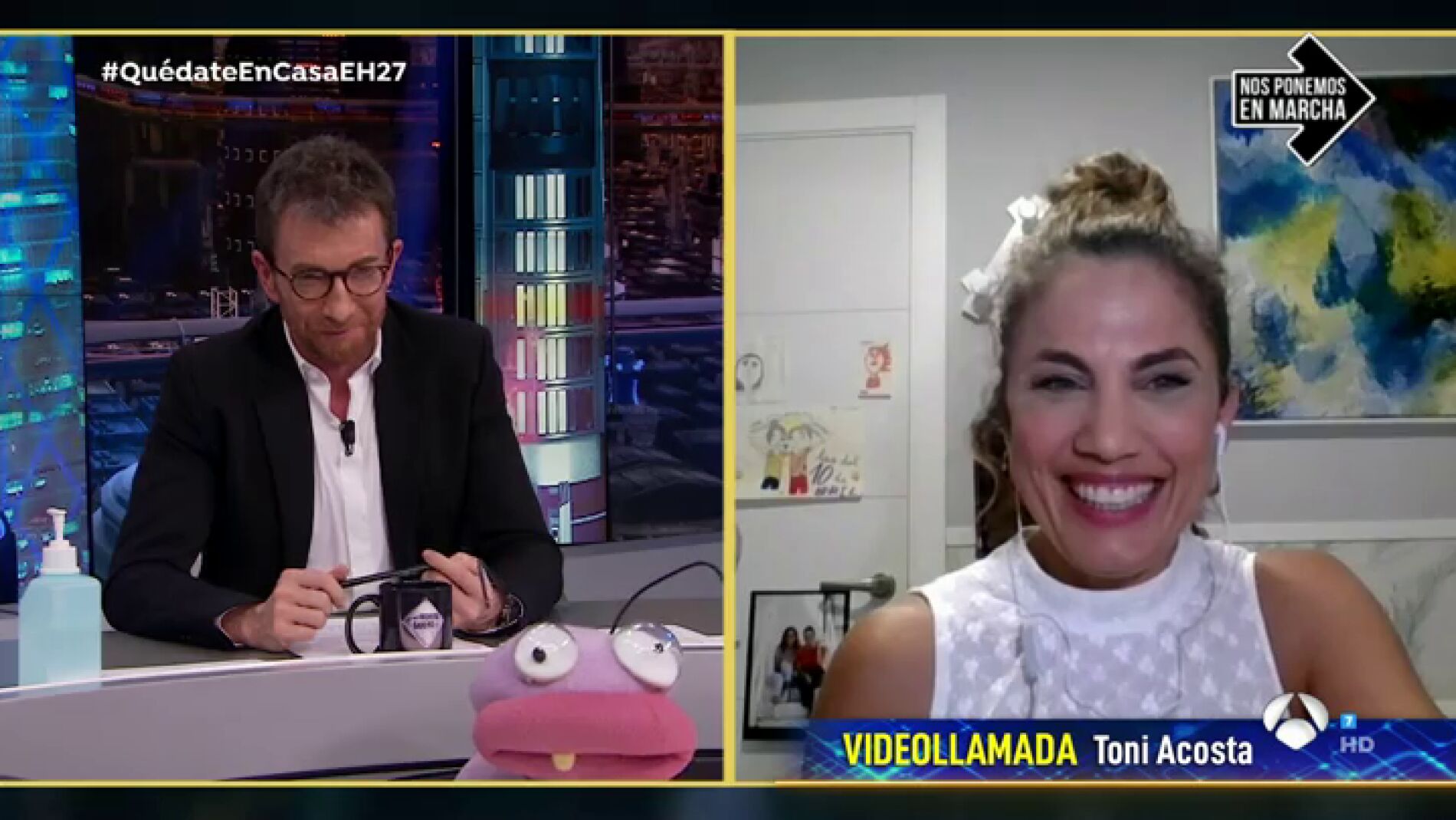 La divertida broma de Toni Acosta con la que elogia a Santiago Segura como director de cine