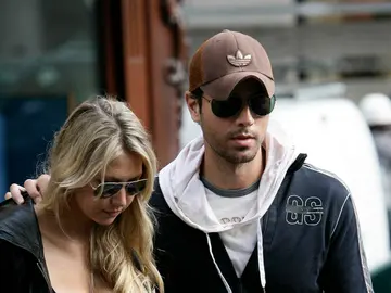 Enrique Iglesias y Anna Kournikova Enrique Iglesias y Anna Kournikova