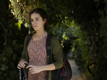 Özge Özpirinçci es Bahar en 'Mujer' Özge Özpirinçci es Bahar en 'Mujer'