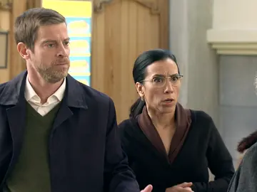 Sebas, incapaz de guardar el secreto de Luisita y Amelia Sebas, incapaz de guardar el secreto de Luisita y Amelia