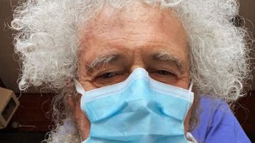 Brian May, guitarrista de Queen, hospitalizado tras "romper en pedazos" sus glúteos en un accidente de jardinería