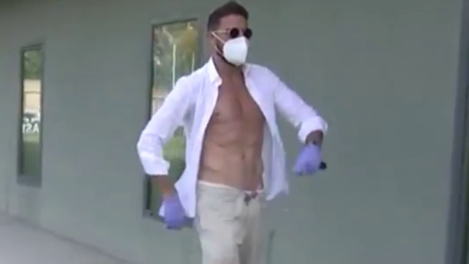El show de Joaquín en el regreso a las instalaciones del Betis para hacerse los test de coronavirus