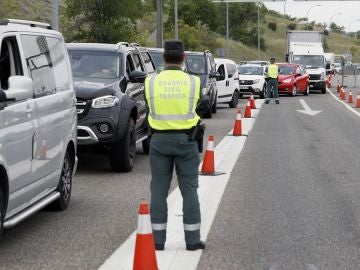 Imagen de un control policial en Madrid