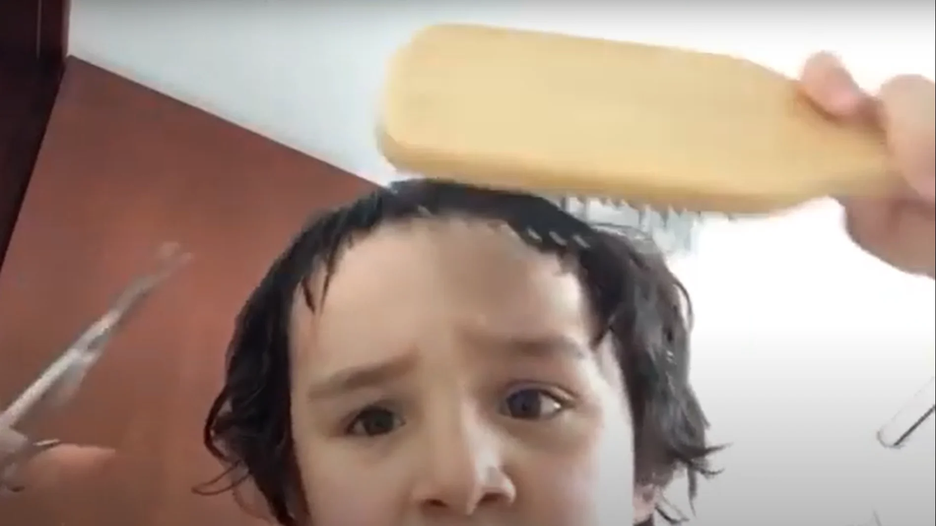 El tutorial del 'niño peluquero' El tutorial del 'niño peluquero'