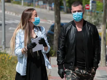 Marta Castro y Fonsi Nieto acuden a una visita ginecológica Marta Castro y Fonsi Nieto acuden a una visita ginecológica