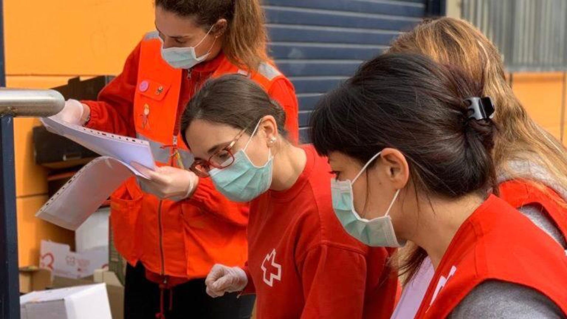 Voluntarios de Cruz Roja
