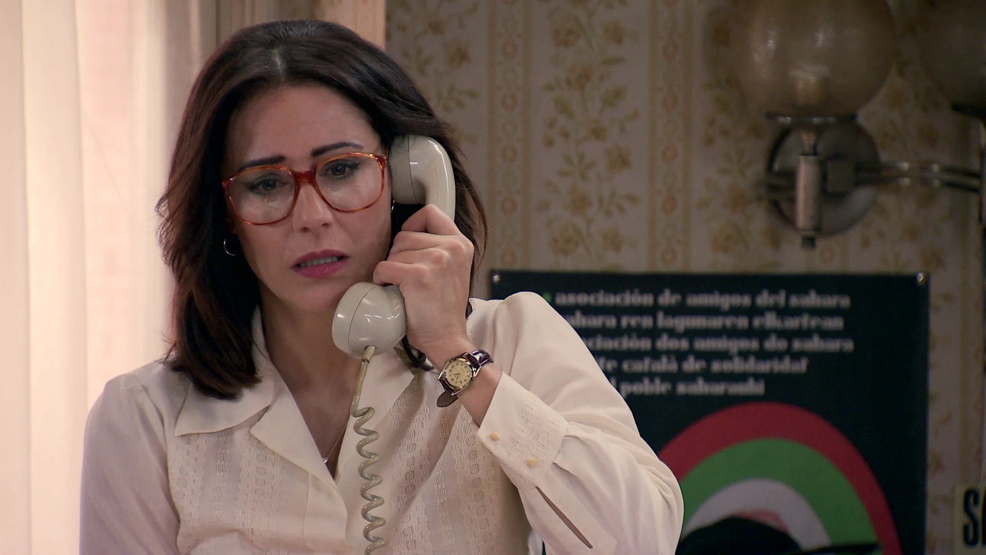 Cristina pierde el control de su vida por sus sentimientos reprimidos hacia Guillermo Cristina pierde el control de su vida por sus sentimientos reprimidos hacia Guillermo