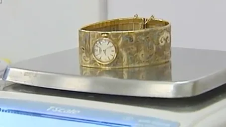 Reloj de oro 