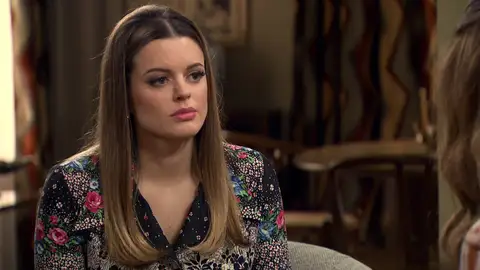 Lourdes hace que Irene se sienta una miserable Lourdes hace que Irene se sienta una miserable