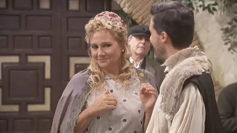 El divertido cameo de Gloria Serra con el que se convierte en vecina del pueblo El divertido cameo de Gloria Serra con el que se convierte en vecina del pueblo