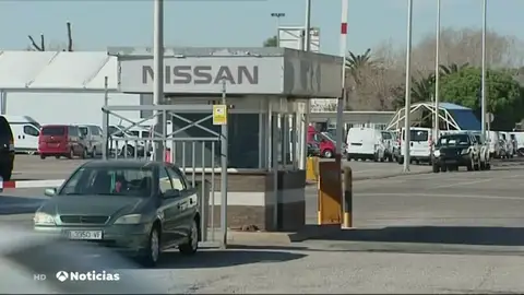 Nissan cerrará la fábrica de Barcelona y trasladará la producción a la factoría de Renault en Francia Nissan cerrará la fábrica de Barcelona y trasladará la producción a la factoría de Renault en Francia