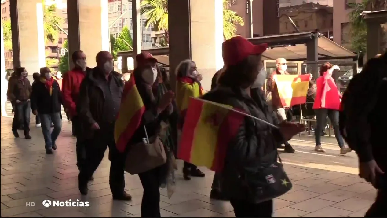 Cacerolada contra el Gobierno en Logroño Cacerolada contra el Gobierno en Logroño