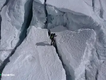 Juan García Arriaza aparca su sueño de subir el Everest para encontrar la vacuna contra el coronavirus Juan García Arriaza aparca su sueño de subir el Everest para encontrar la vacuna contra el coronavirus